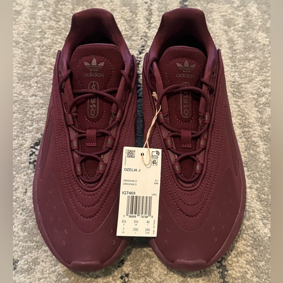 Adidas Original women’s Ozelia - Picture 5 of 10